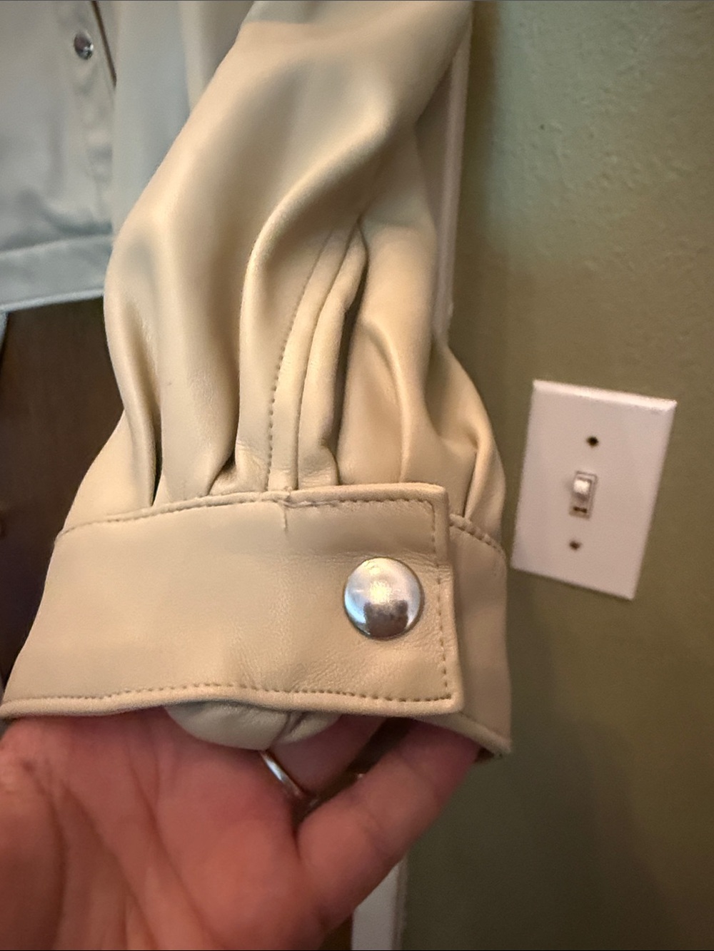 T Tahari Cream Faux Leather Button-Front Jean Jacket - Picture 4 of 7